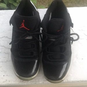 Jordan low 11s